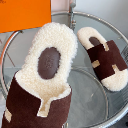 Hermès Izmir Classic H Wool Slippers