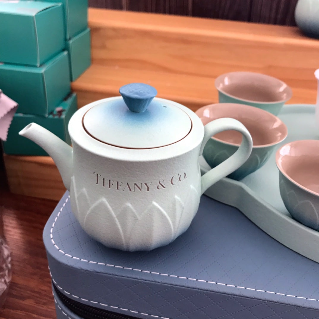 Tiffany & Co. Gradient Ceramic Travel Tea Set