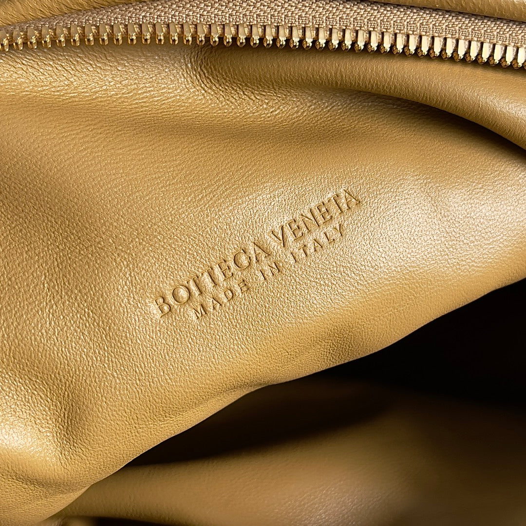 Bottega Veneta Medium Jodie Shoulder Bag
