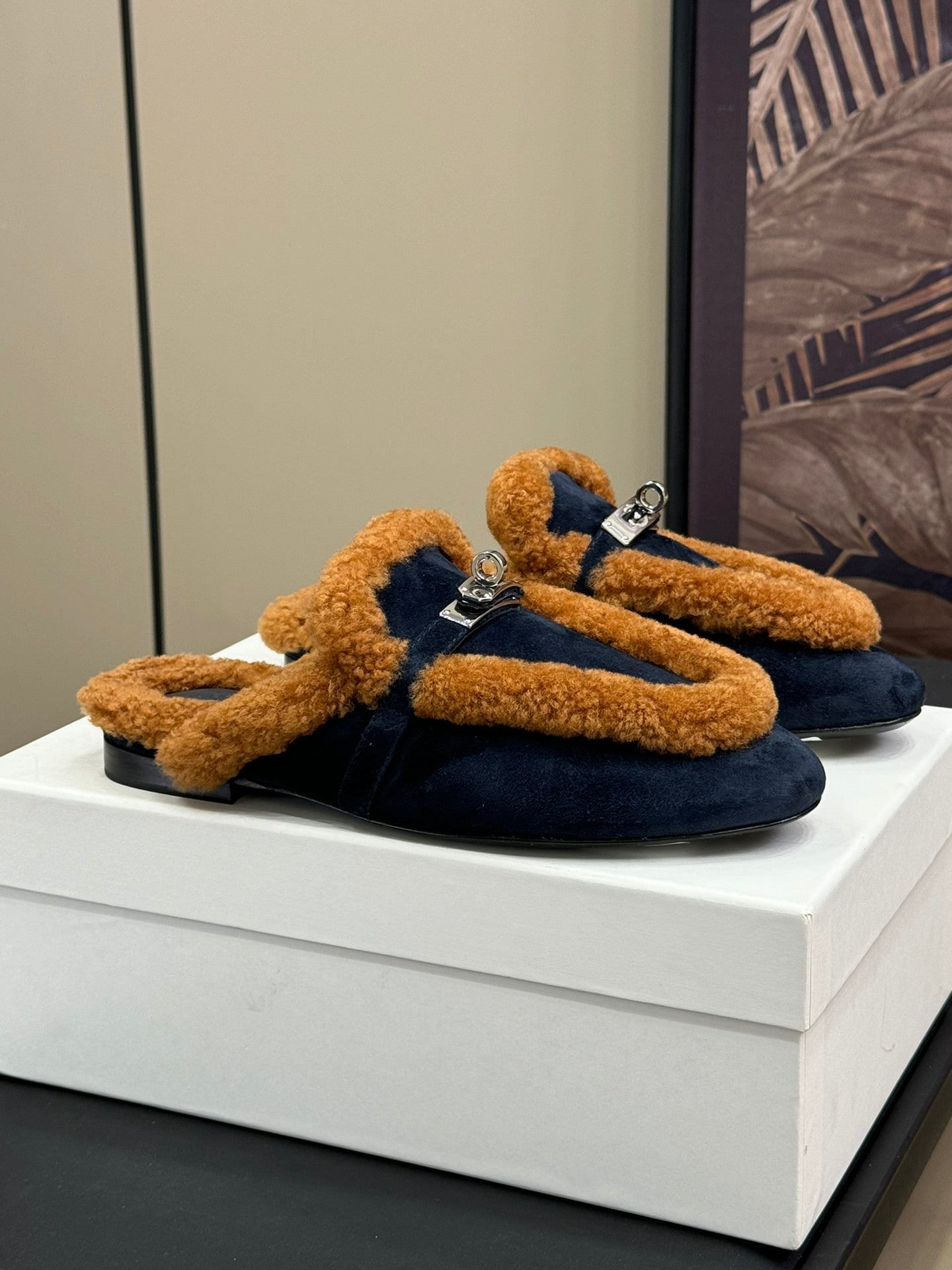 Hermès H Kelly Classic Mule Slippers – 24FW