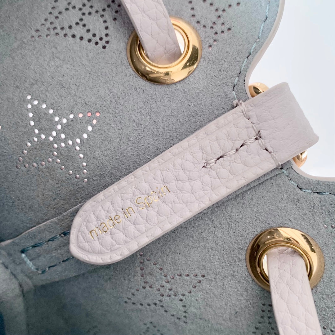 Louis Vuitton Pico Bella Monogram Handbag
