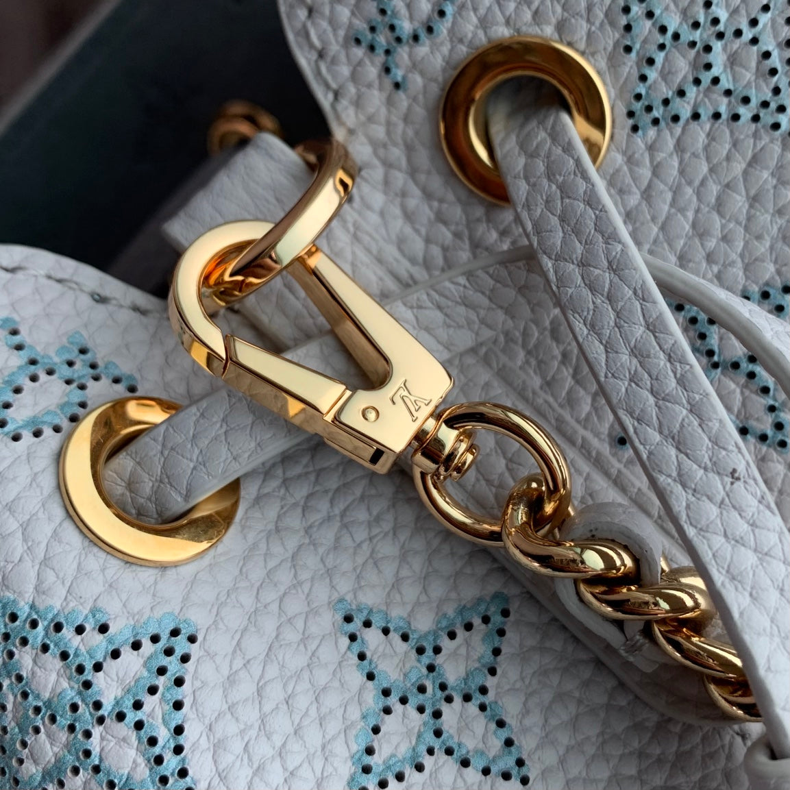 Louis Vuitton Pico Bella Monogram Handbag