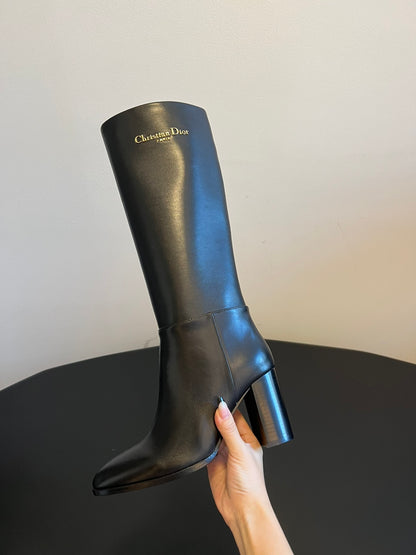 Dior Minimalist Chunky Heel Knee-High Boots – Autumn/Winter Collection