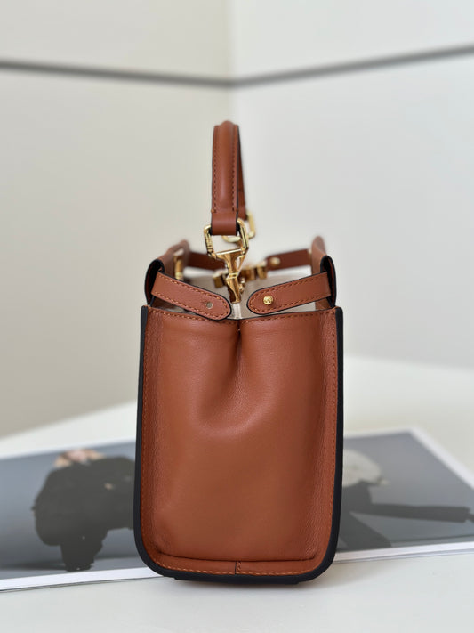 Fendi Peekaboo Classic Handbag