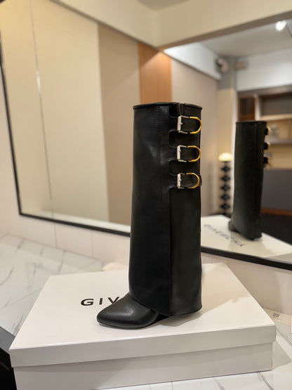 Givenchy Lock Detail Knee-High Boots – 2024 Spring/Summer Collection