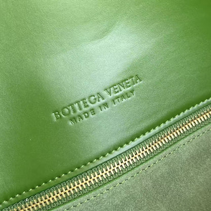 Bottega Veneta Medium Liberta Flap Crossbody Bag – Autumn/Winter Collection