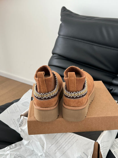 UGG Sheepskin Snow Boots – Autumn/Winter Essential