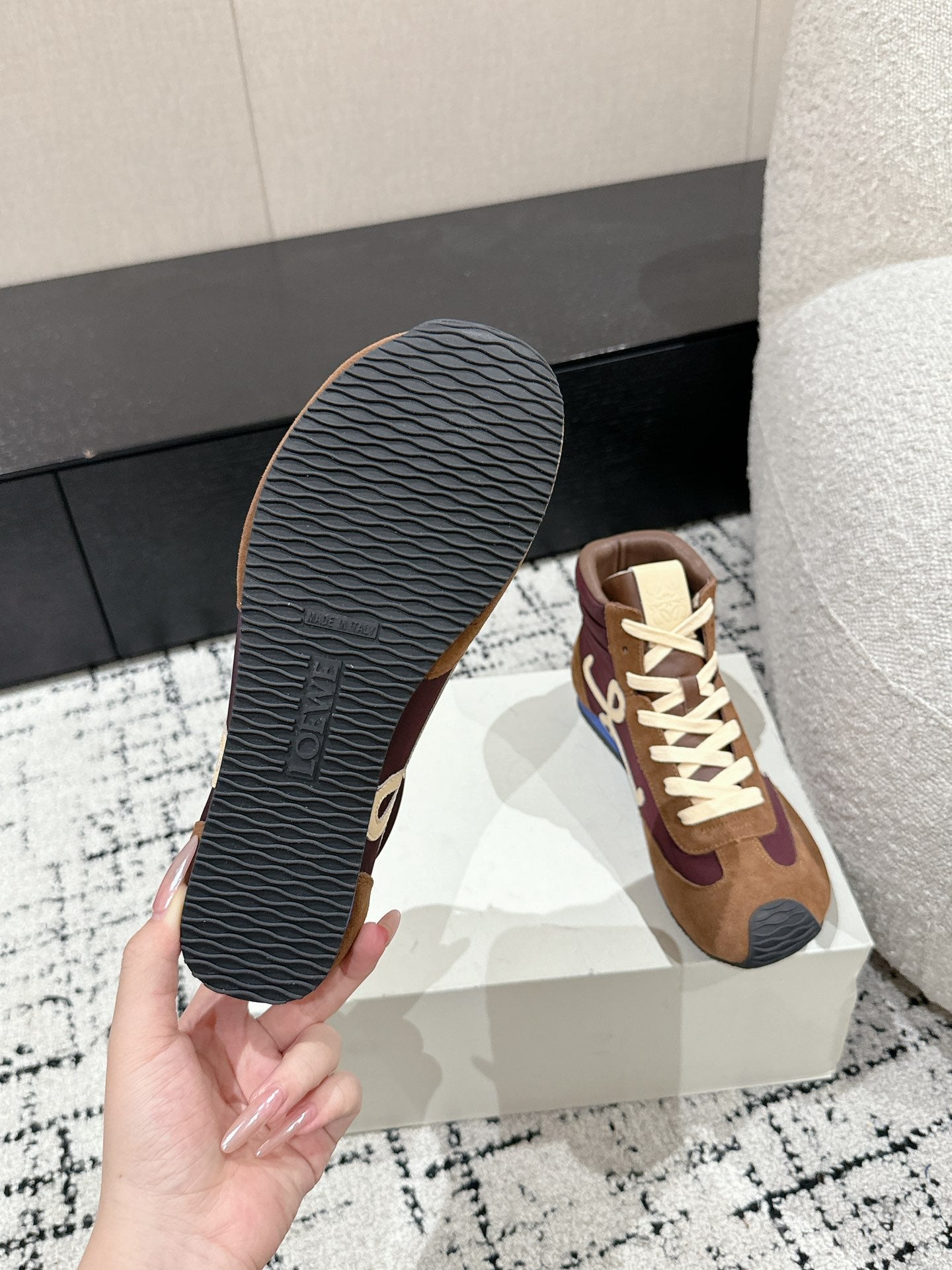 Loewe Flow Runner 2.0 Runway Sneakers – 25SS