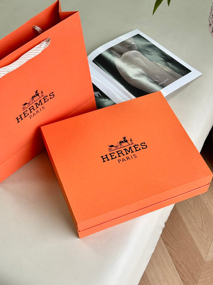 Hermes Notebook Set