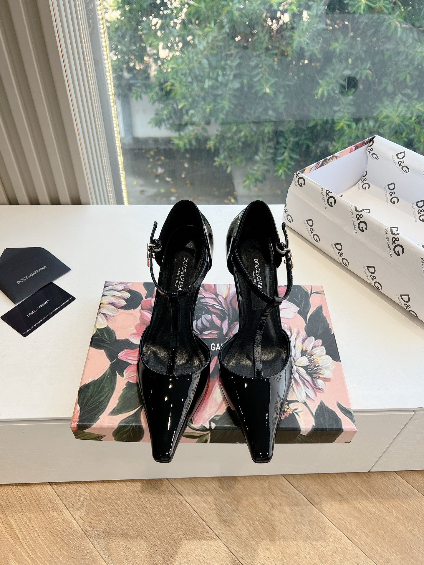Dolce & Gabbana Patent Leather Heels – 2025 Collection