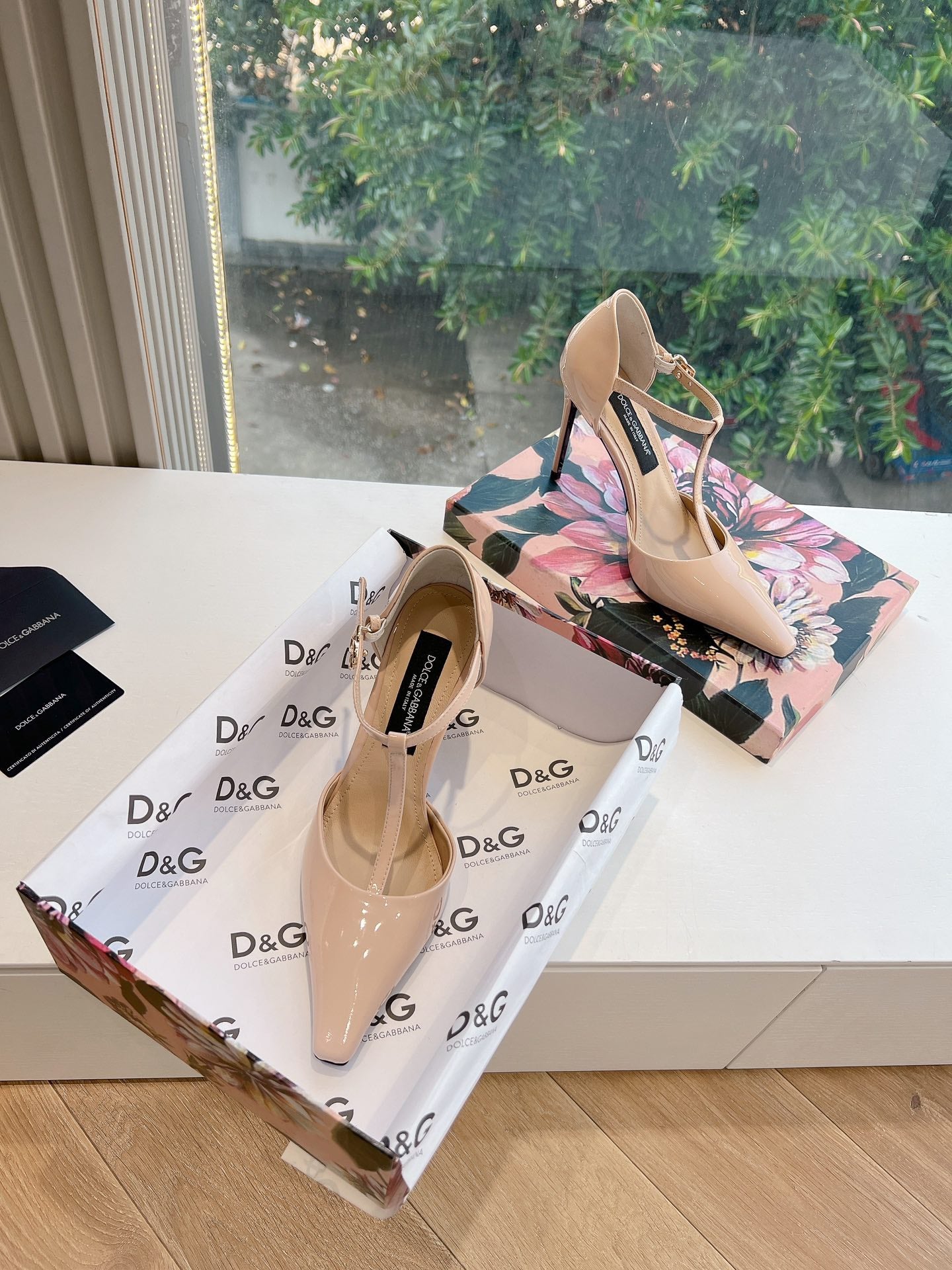 Dolce & Gabbana Patent Leather Heels – 2025 Collection
