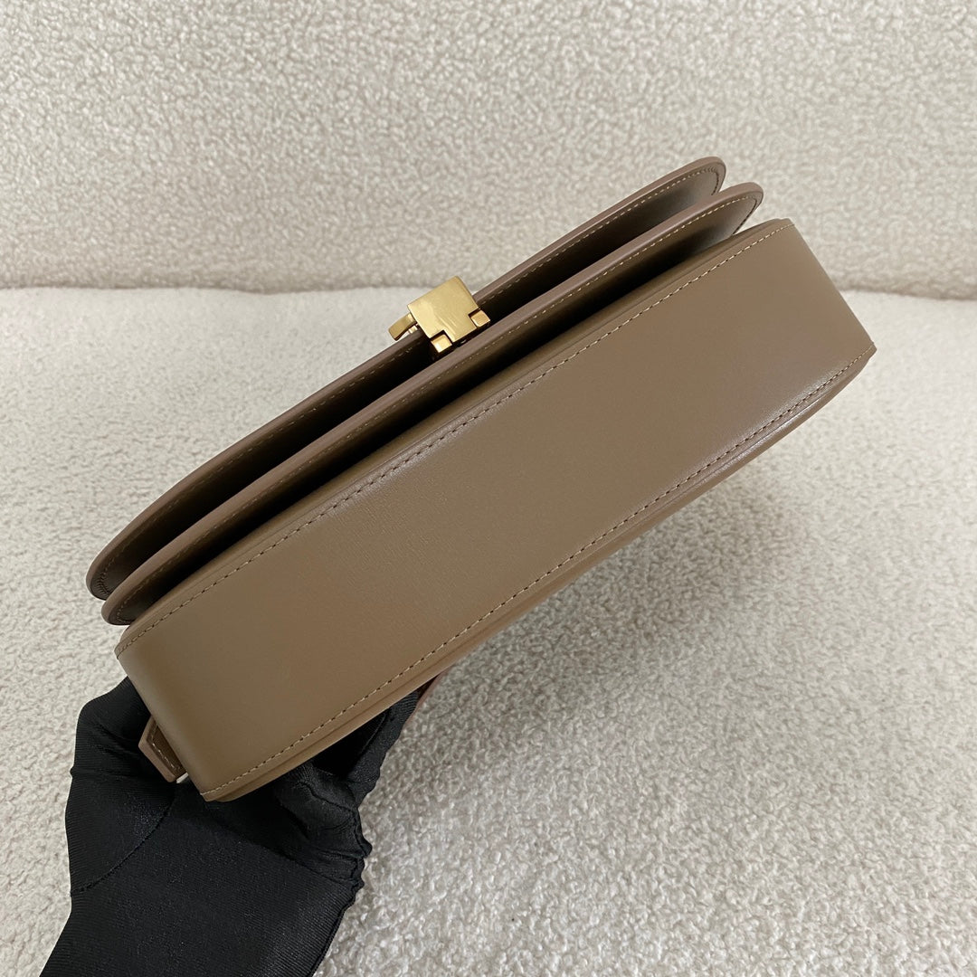 Saint Laurent Voltaire Box Shoulder Bag