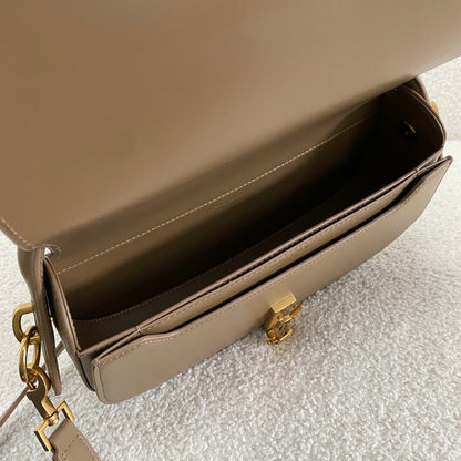 Saint Laurent Voltaire Box Shoulder Bag