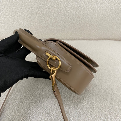 Saint Laurent Voltaire Box Shoulder Bag