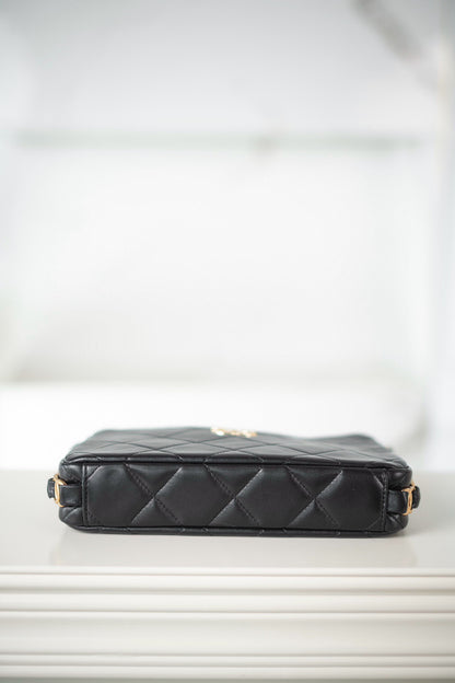 Chanel 24K Chunky Chain Hobo Bag