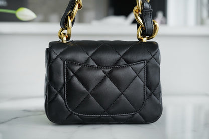 Chanel 22SS Mini Thick Chain CF Shoulder Bag