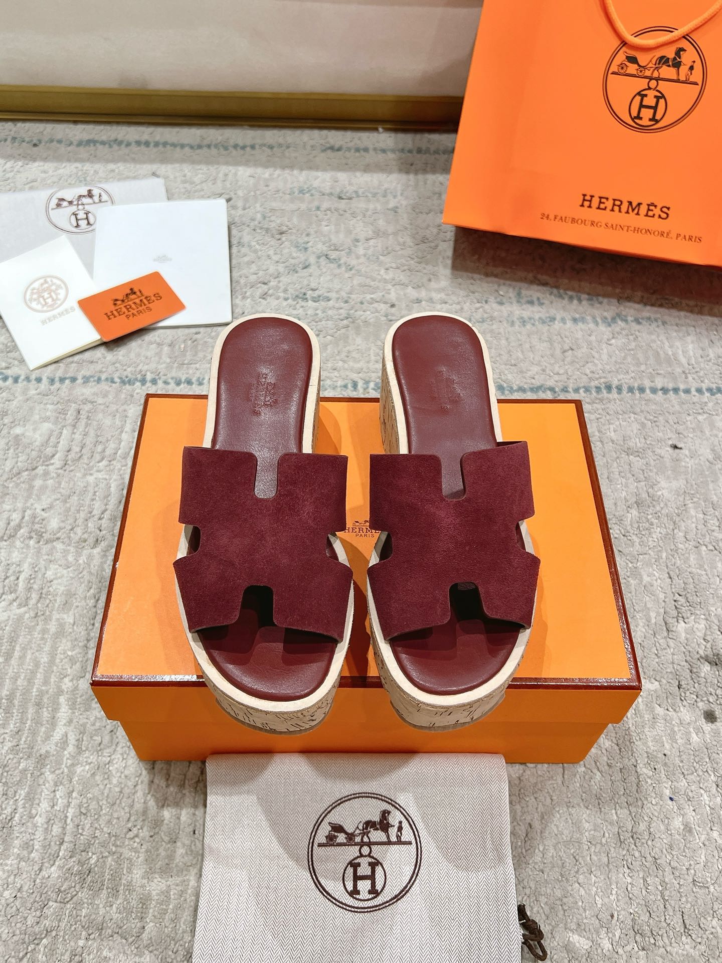 Hermès Wedge Sandals – 2024 Spring/Summer Collection