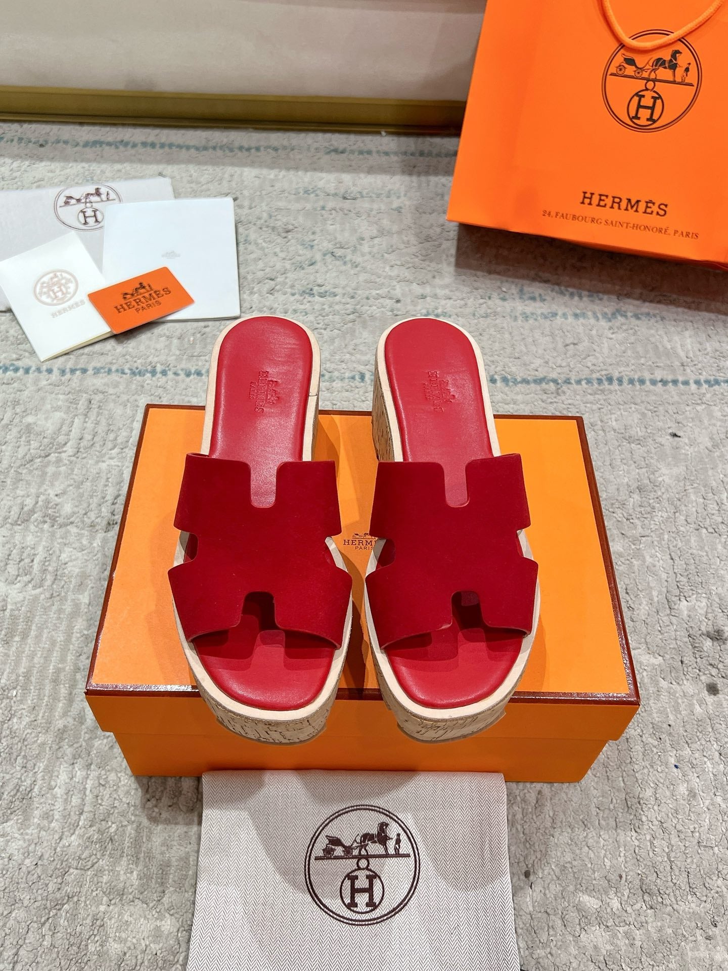 Hermès Wedge Sandals – 2024 Spring/Summer Collection
