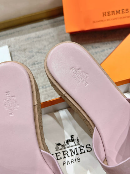 Hermès Wedge Sandals – 2024 Spring/Summer Collection