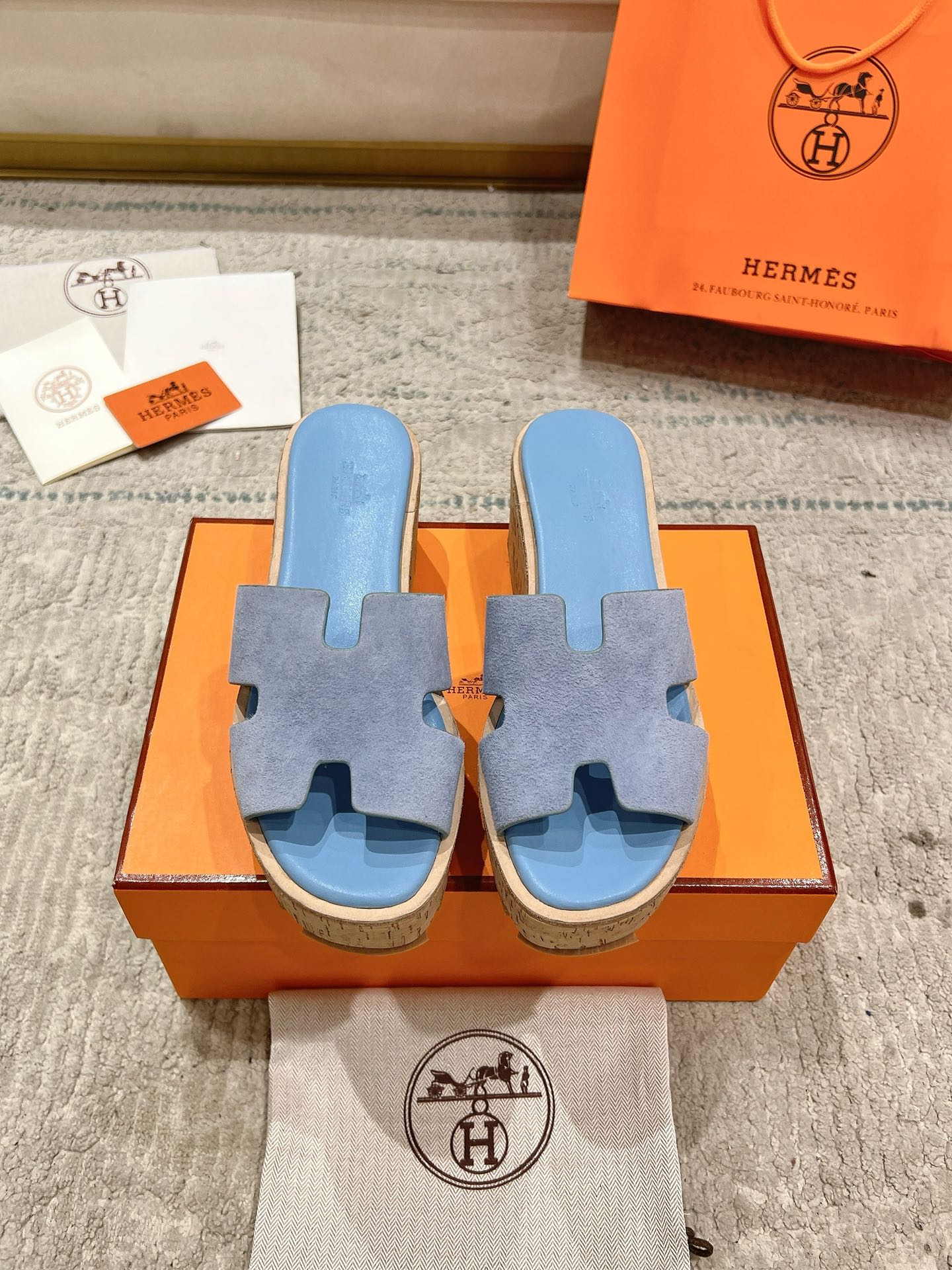 Hermès Wedge Sandals – 2024 Spring/Summer Collection