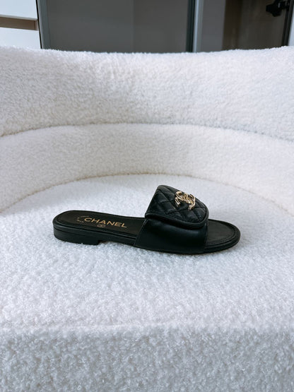 Chanel Quilted Buckle Flat Sandals – 25 Collection – Spring/Summer