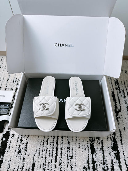 Chanel Quilted Buckle Flat Sandals – 25 Collection – Spring/Summer
