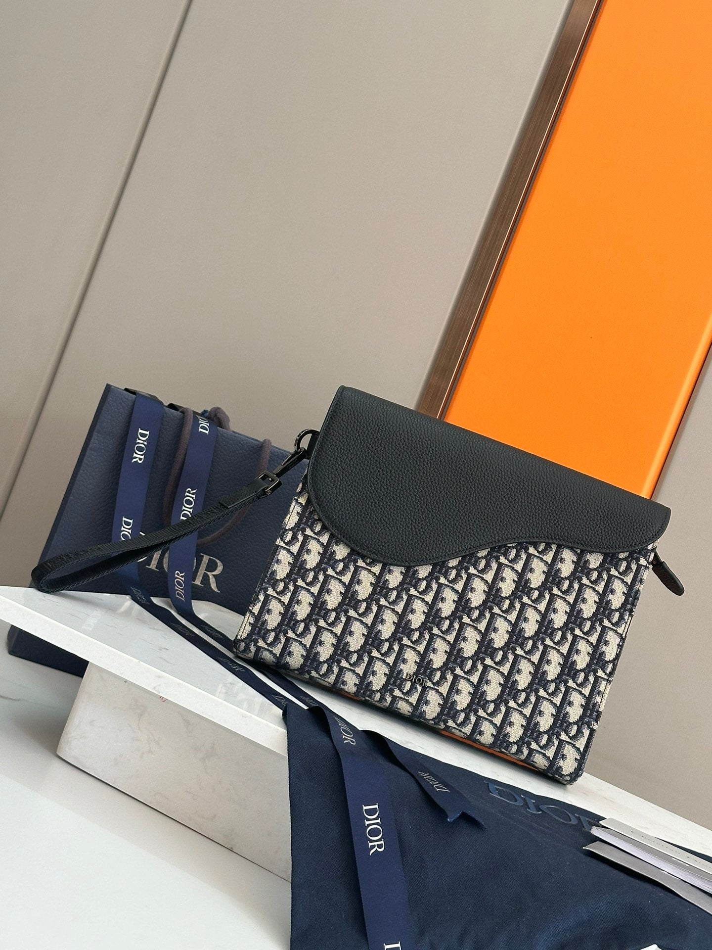 Dior A5 Oblique Triangle Clutch Bag – 2025 Spring Collection