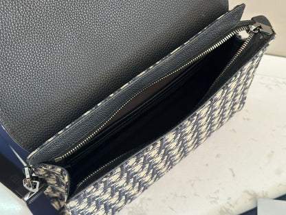 Dior A5 Oblique Triangle Clutch Bag – 2025 Spring Collection