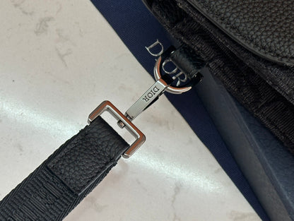 Dior A5 Oblique Triangle Clutch Bag – 2025 Spring Collection