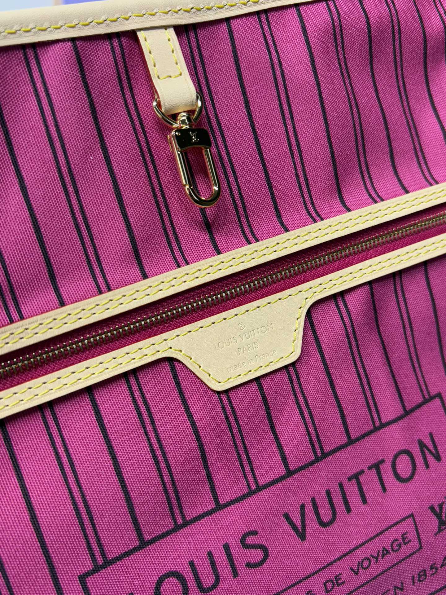 Louis Vuitton Neverfull Bandoulière Inside Out Tote Bag