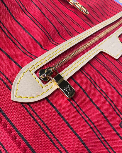 Louis Vuitton Neverfull Bandoulière Inside Out Tote Bag