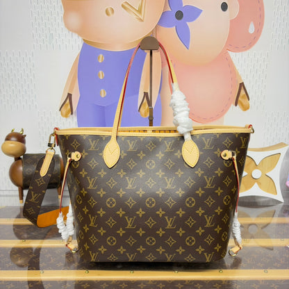 Louis Vuitton Neverfull Bandoulière Inside Out Tote Bag