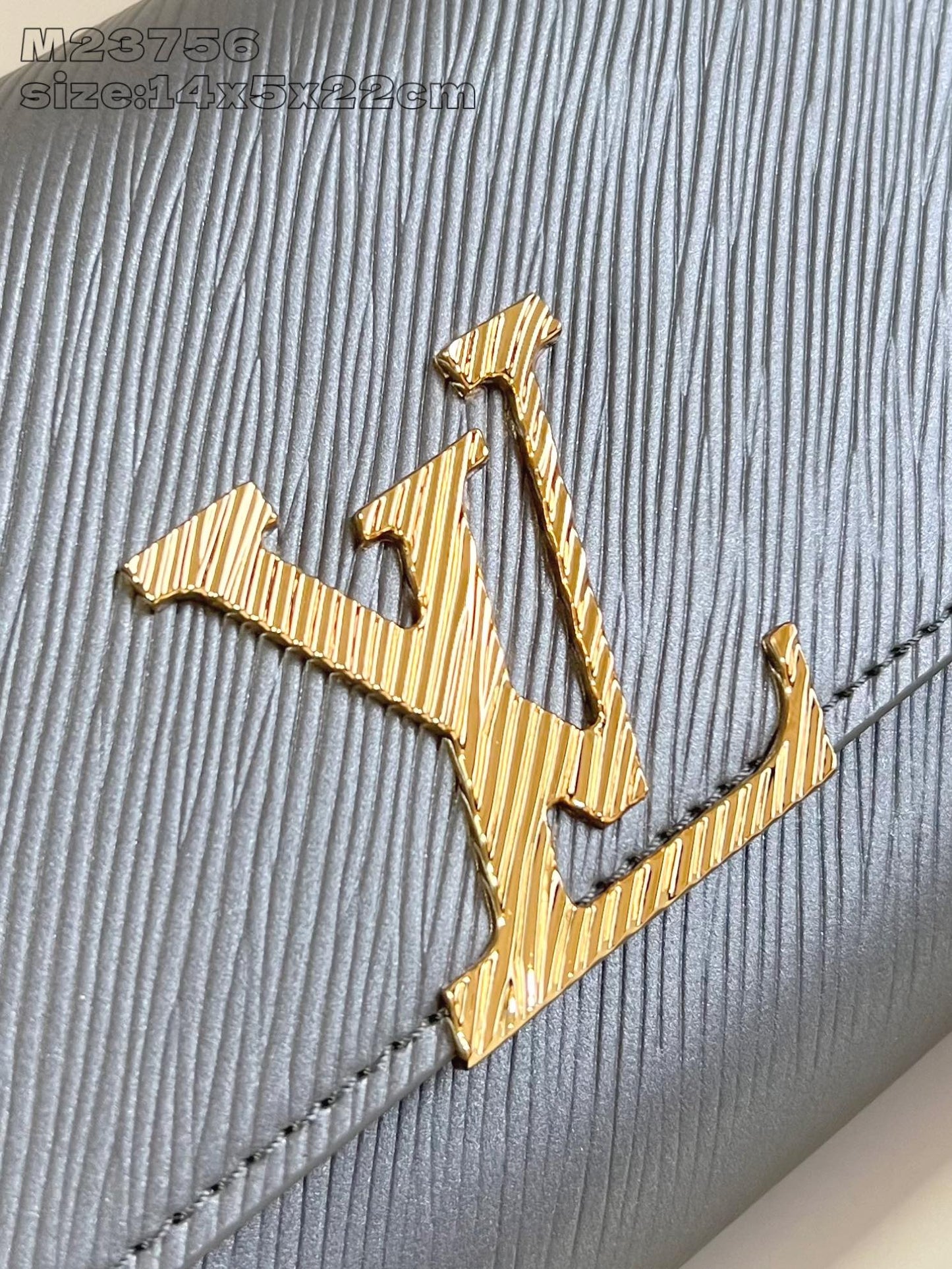 Louis Vuitton Pochette Louise Chain Bag