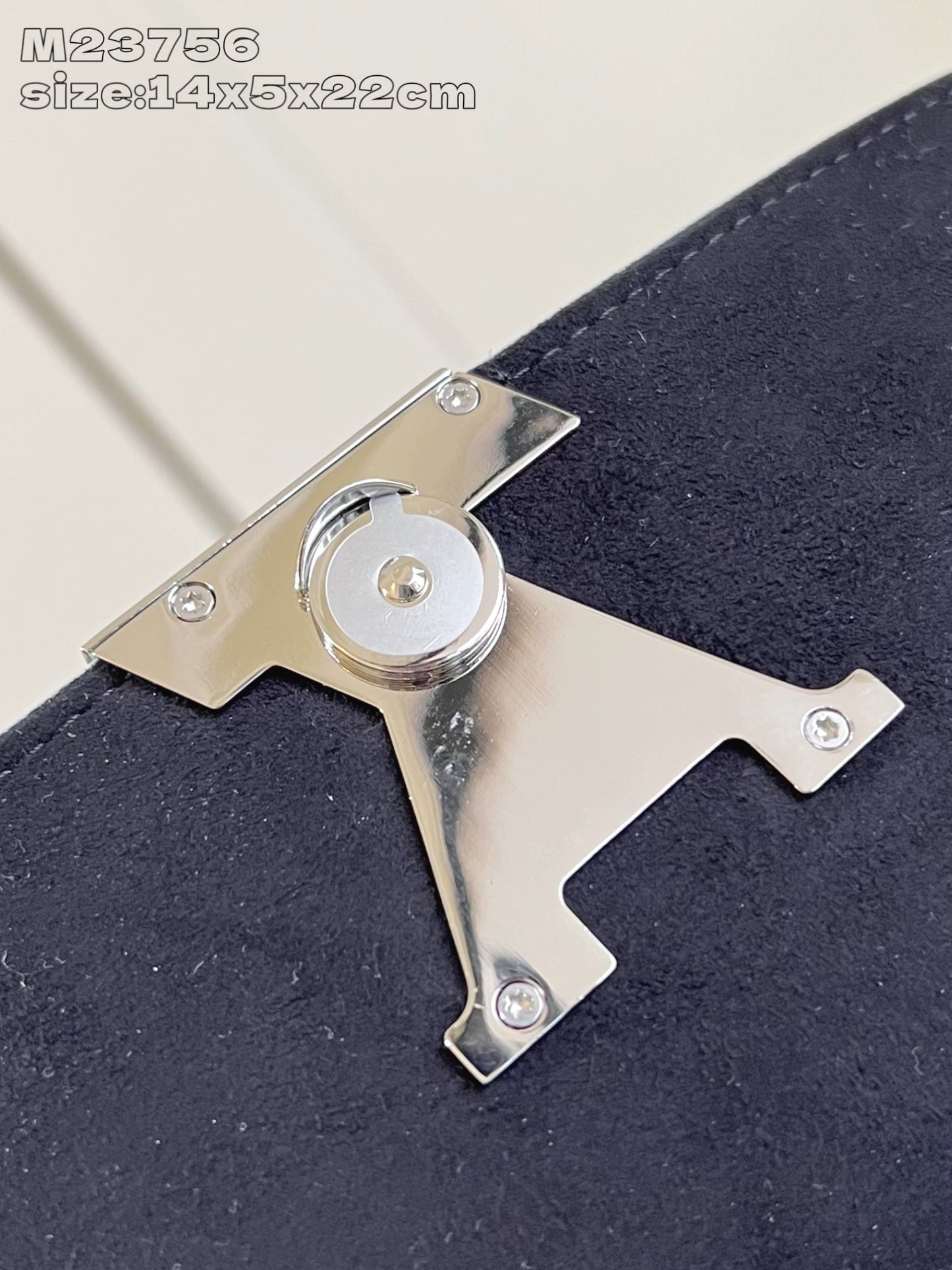 Louis Vuitton Pochette Louise Chain Bag