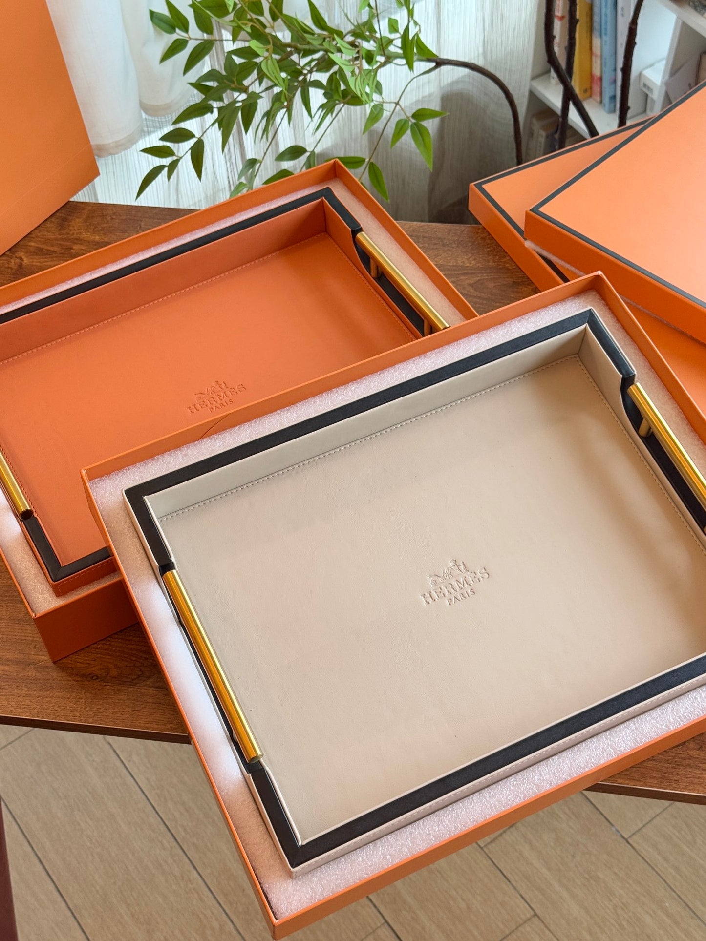 Hermès Leather Decorative Tray