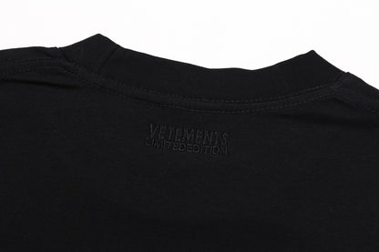 Vetements Red Letter Print Relaxed T-Shirt – Spring/Summer Collection