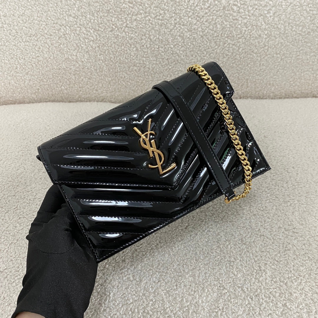 Saint Laurent Cassandre Envelope Chain Bag