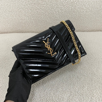 Saint Laurent Cassandre Envelope Chain Bag