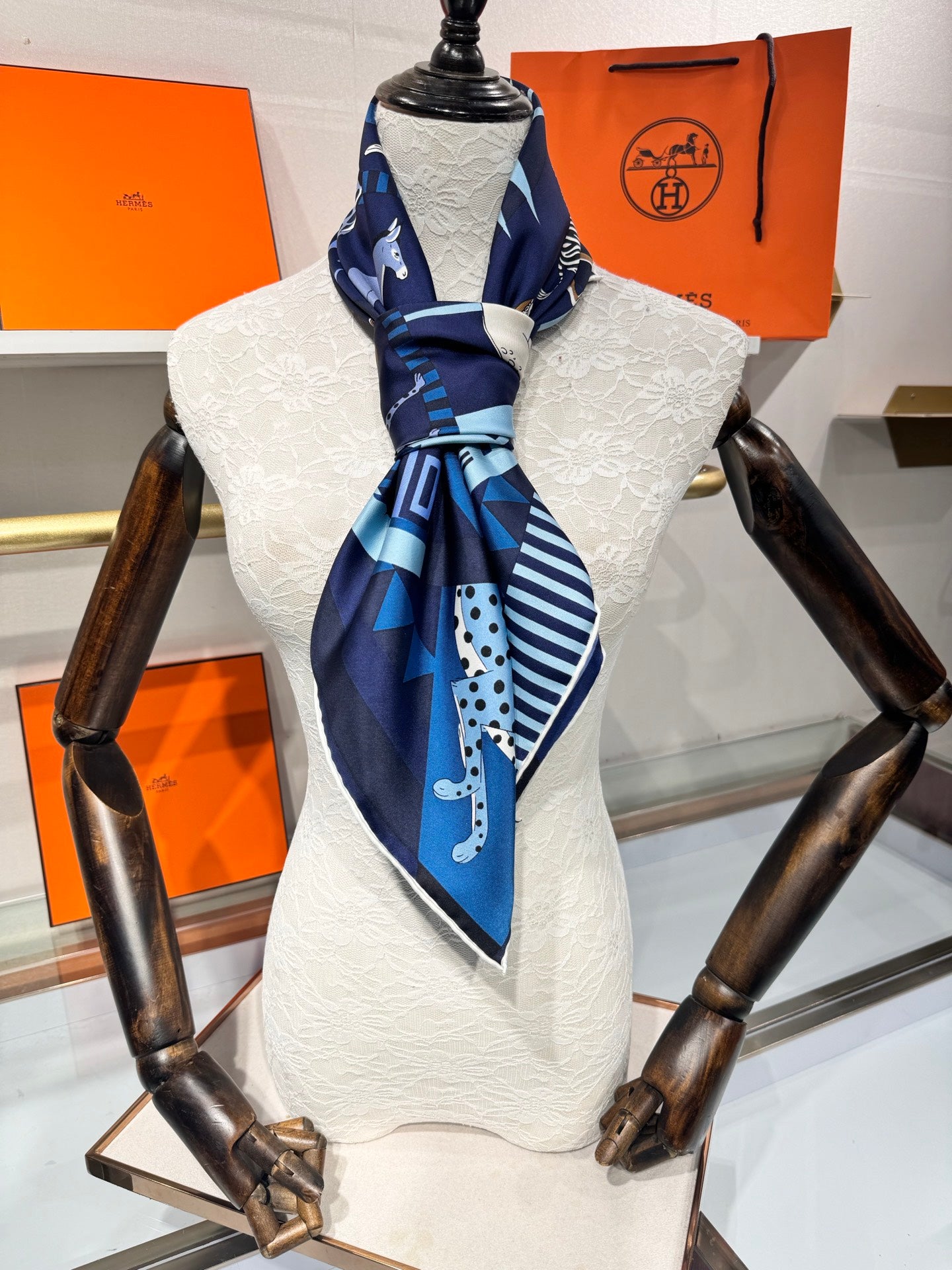 Hermès King of Tigers Carousel Silk Scarf – 2025 Spring Collection