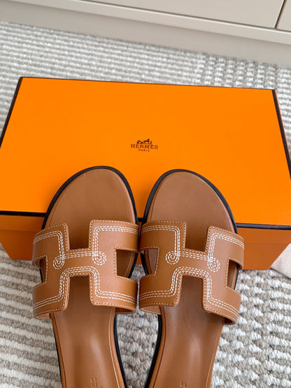 Hermès Santorini Classic H Flat Sandals