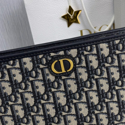 Dior 30 Montaigne Oblique Jacquard Clutch Bag