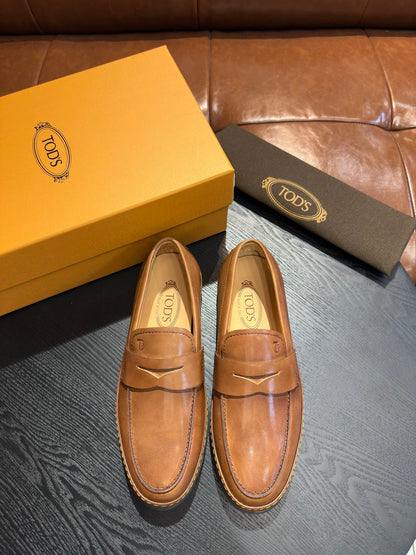 Tod's Gommino Calfskin Loafers