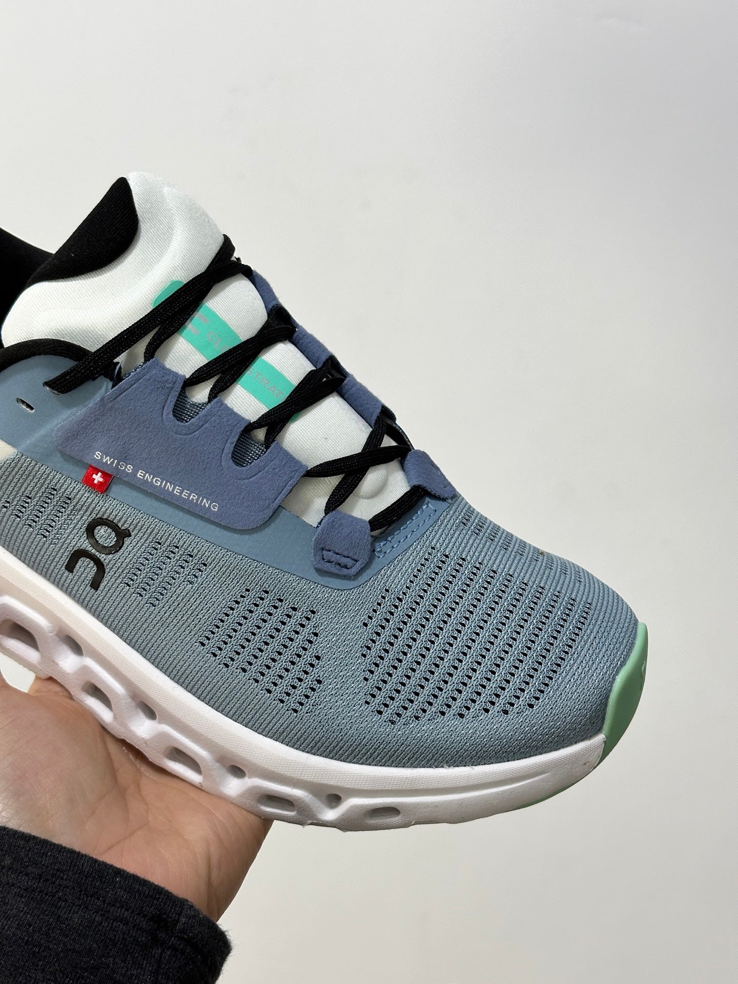 On x Roger Federer Cloudstratus 3 Special Edition Sneakers