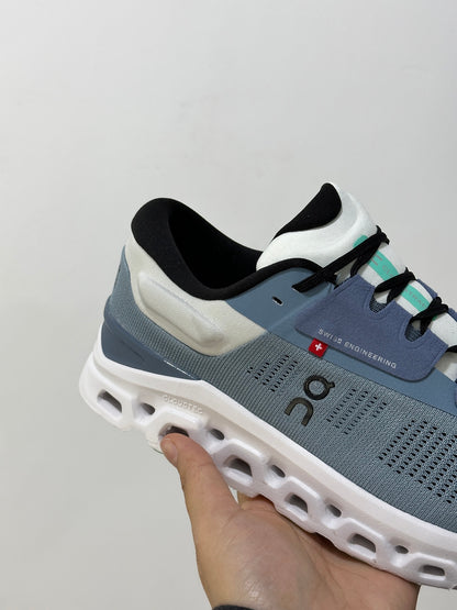 On x Roger Federer Cloudstratus 3 Special Edition Sneakers