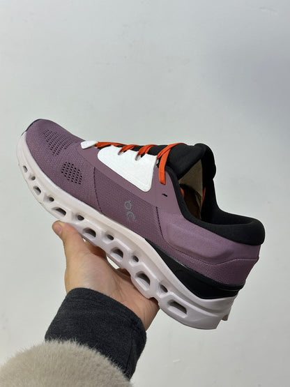 On x Roger Federer Cloudstratus 3 Special Edition Sneakers