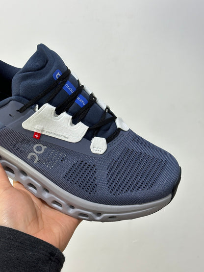 On x Roger Federer Cloudstratus 3 Special Edition Sneakers