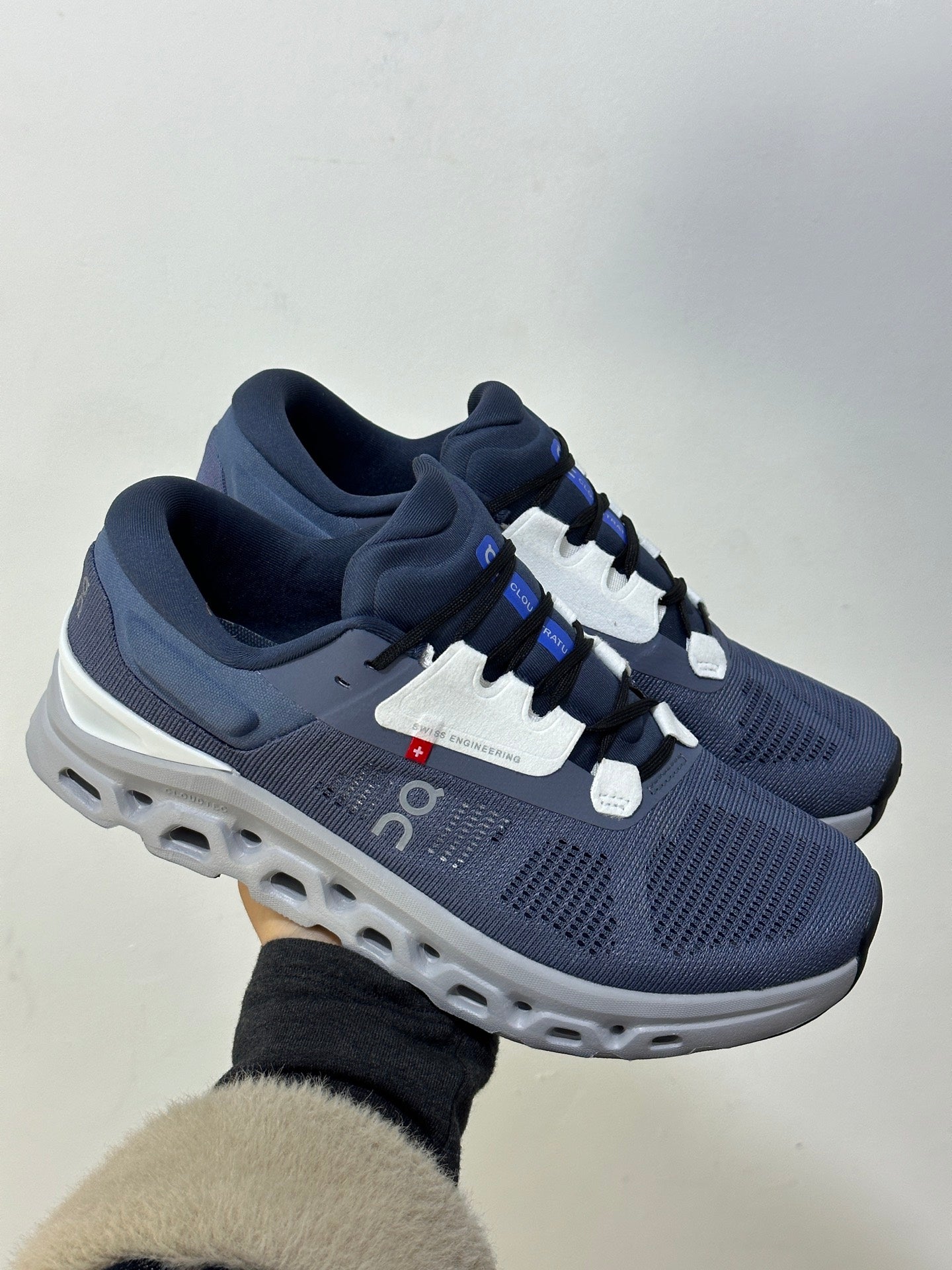 On x Roger Federer Cloudstratus 3 Special Edition Sneakers