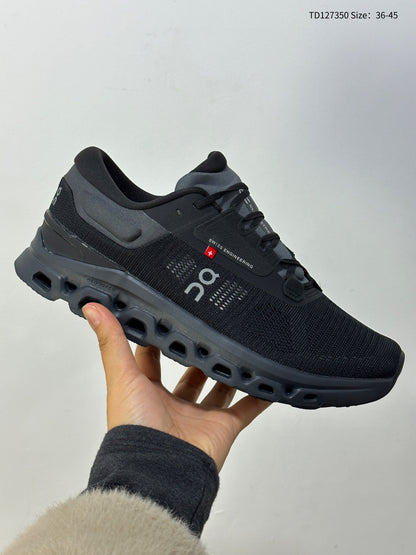 On x Roger Federer Cloudstratus 3 Special Edition Sneakers