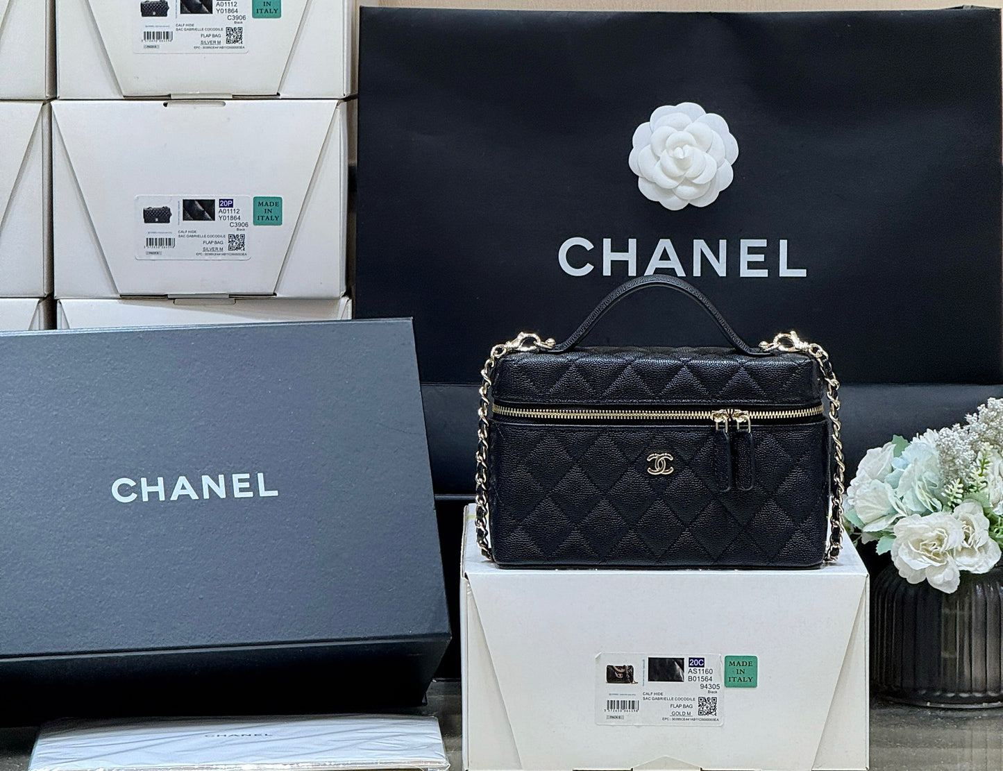 Chanel 25C Small Logo LP Lunchbox Bag – Spring/Summer Collection