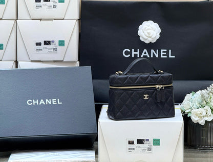 Chanel 25C Small Logo LP Lunchbox Bag – Spring/Summer Collection